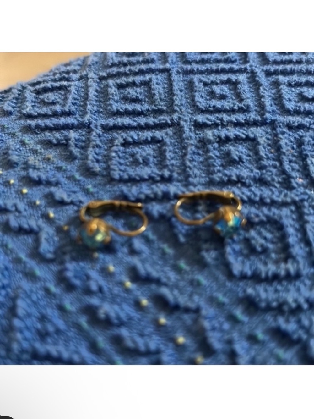New Sabika Brass Tone Blue Iridescent Crystal Leverback Earrings